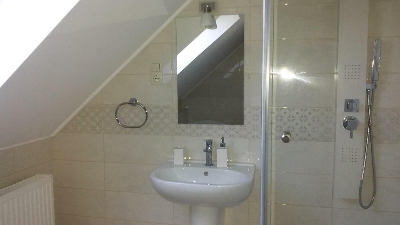 צ'רסגטומאי Frutta Villa מראה חיצוני תמונה
